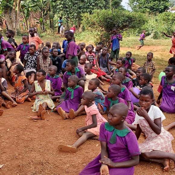 🙏 Meet your Posher, Coast2Coast Missions🌍 - Picture 13 of 14